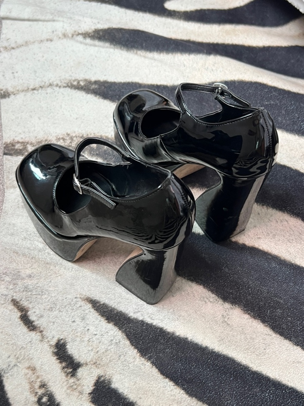 Madden Girl Black Patent Mary Jane Platform Pumps - Picture 2 of 5